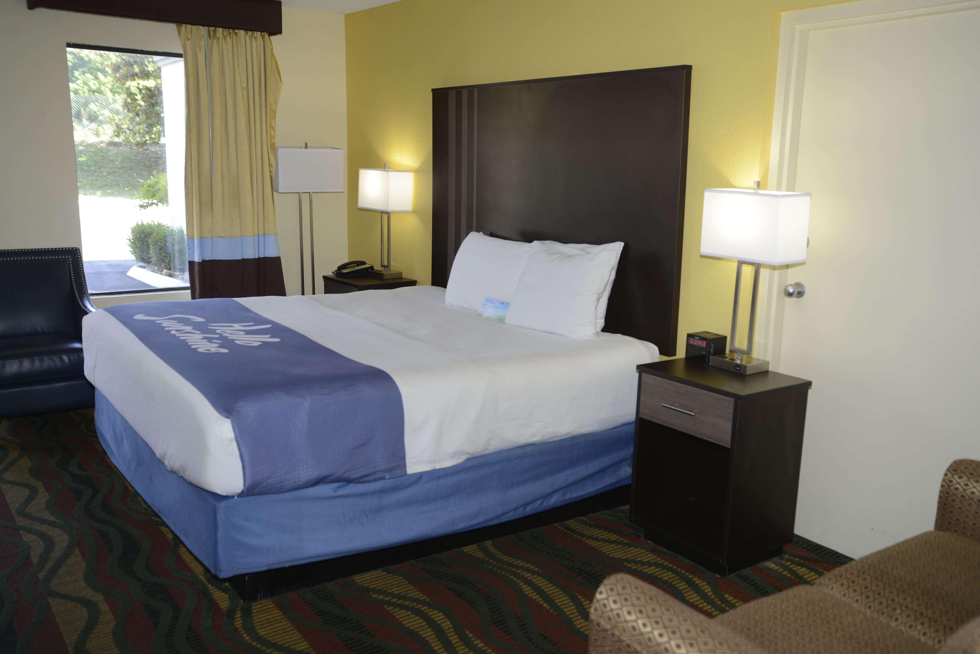 Days Inn By Wyndham Kodak/Sevierville Intrstate Smokeymntns Εξωτερικό φωτογραφία