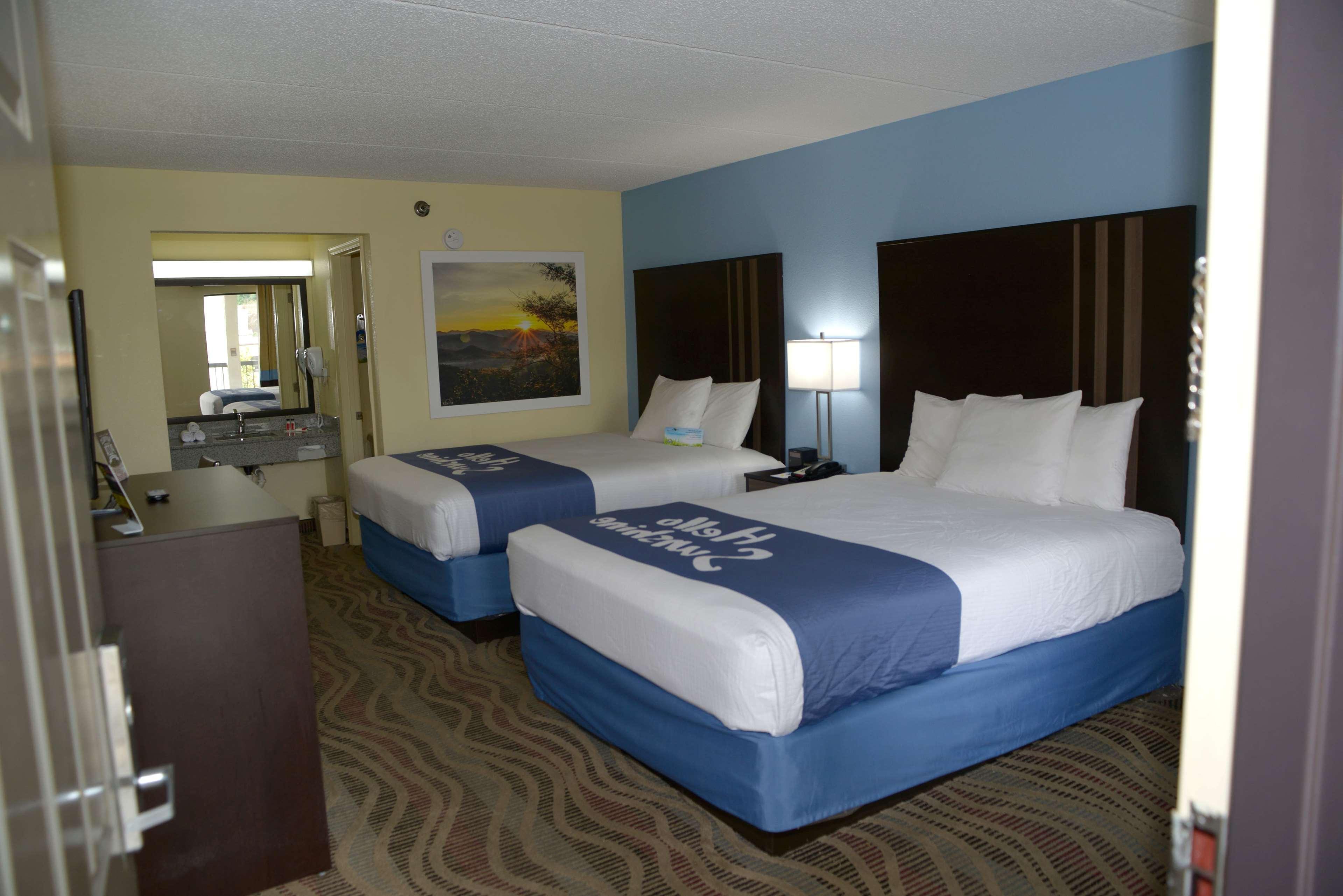 Days Inn By Wyndham Kodak/Sevierville Intrstate Smokeymntns Εξωτερικό φωτογραφία