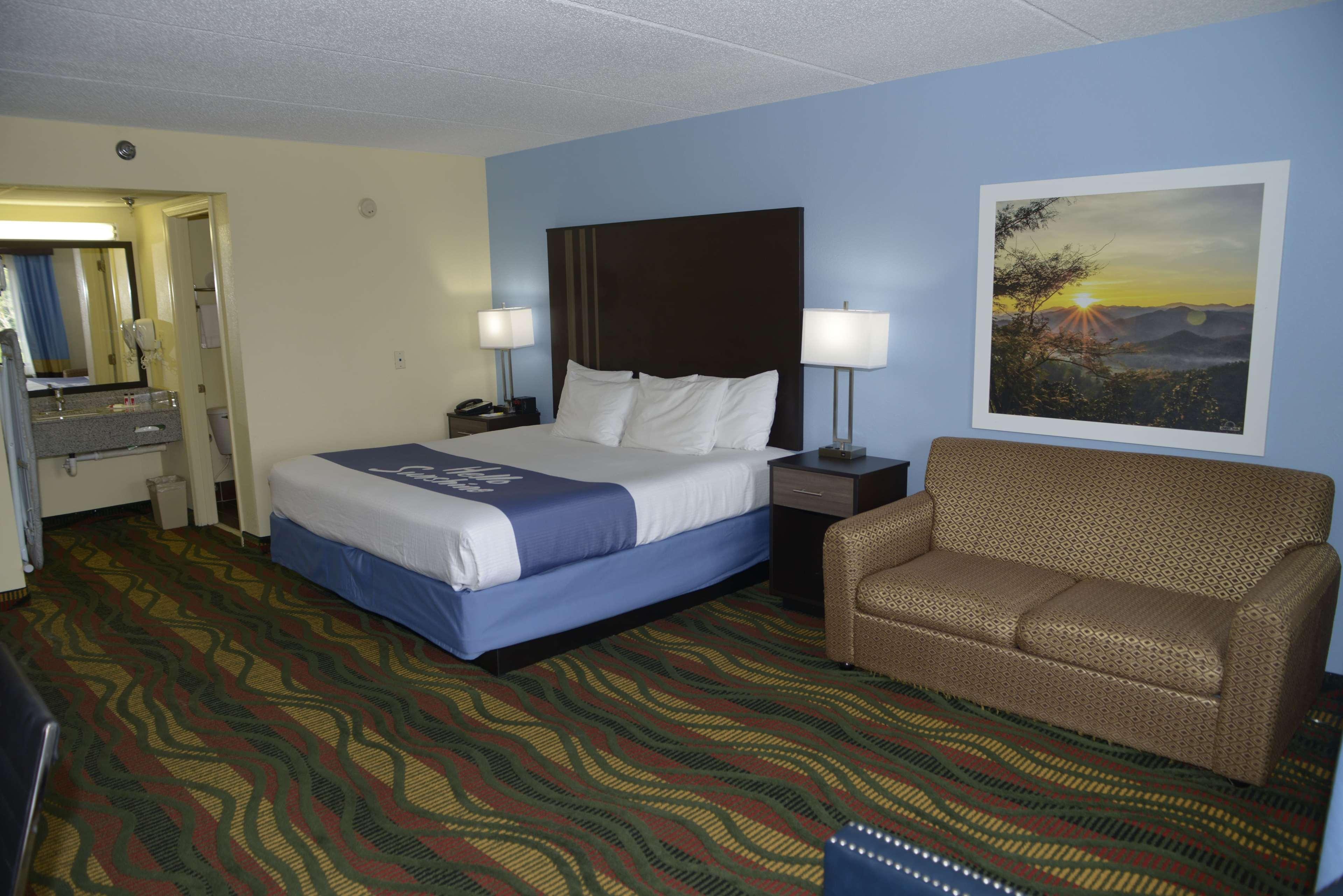 Days Inn By Wyndham Kodak/Sevierville Intrstate Smokeymntns Εξωτερικό φωτογραφία